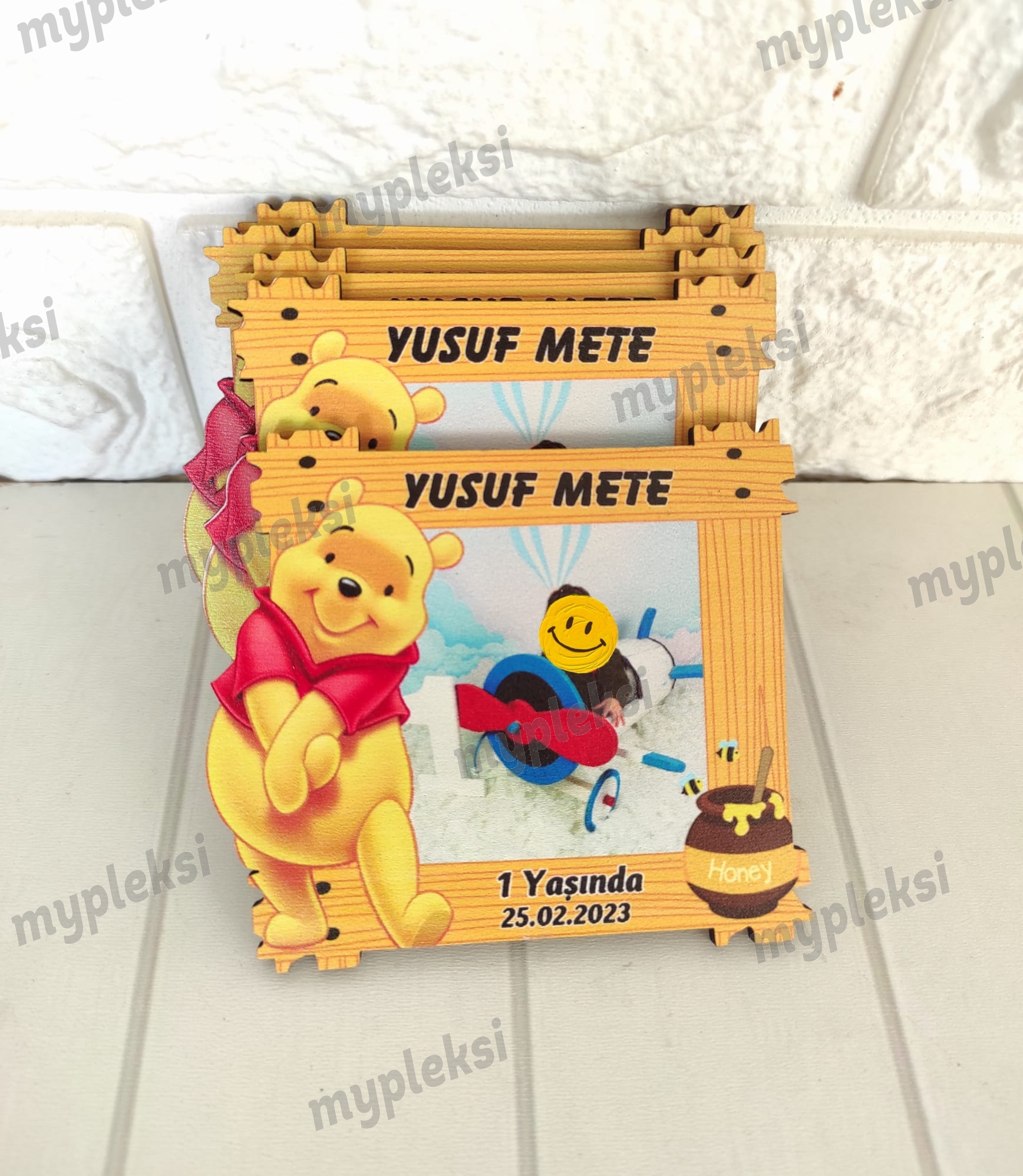 Winnie%20the%20pooh%20magnet,%20